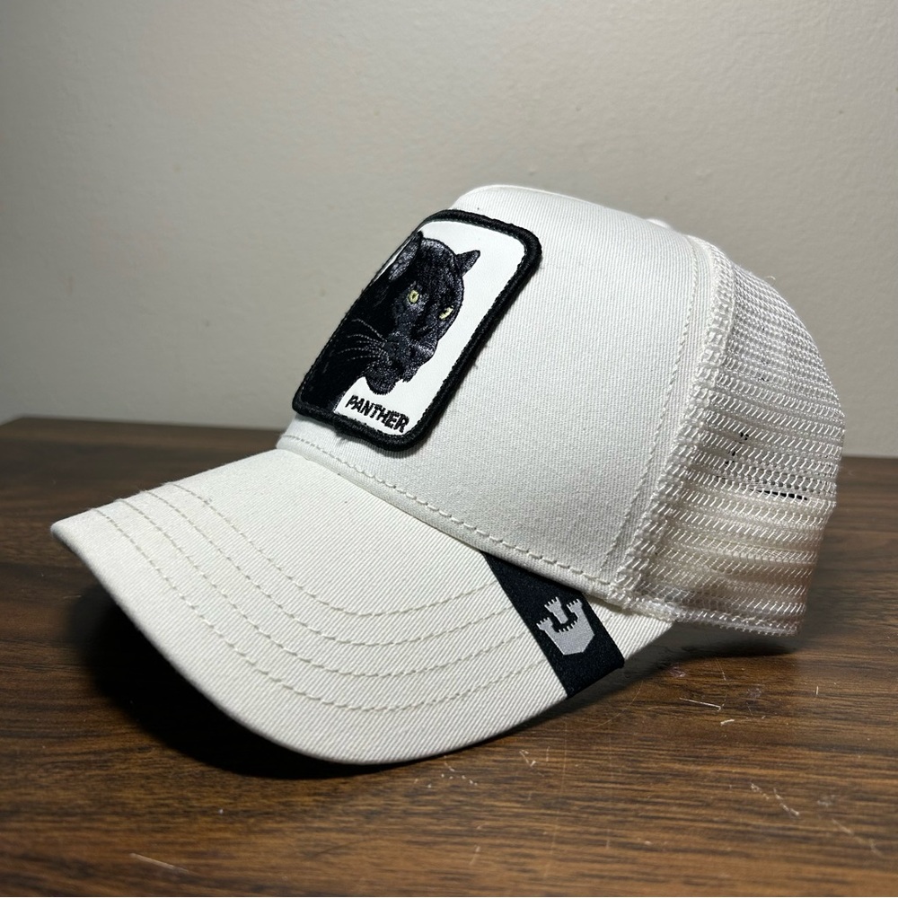 Yapoong Snapback Panther Trucker Hat